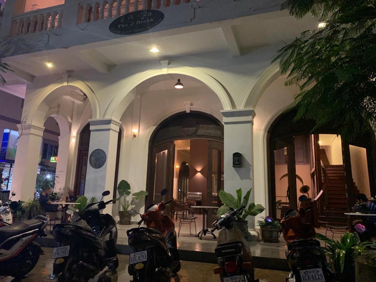 The J Break Boutique Hotel Kampot Eksteriør billede