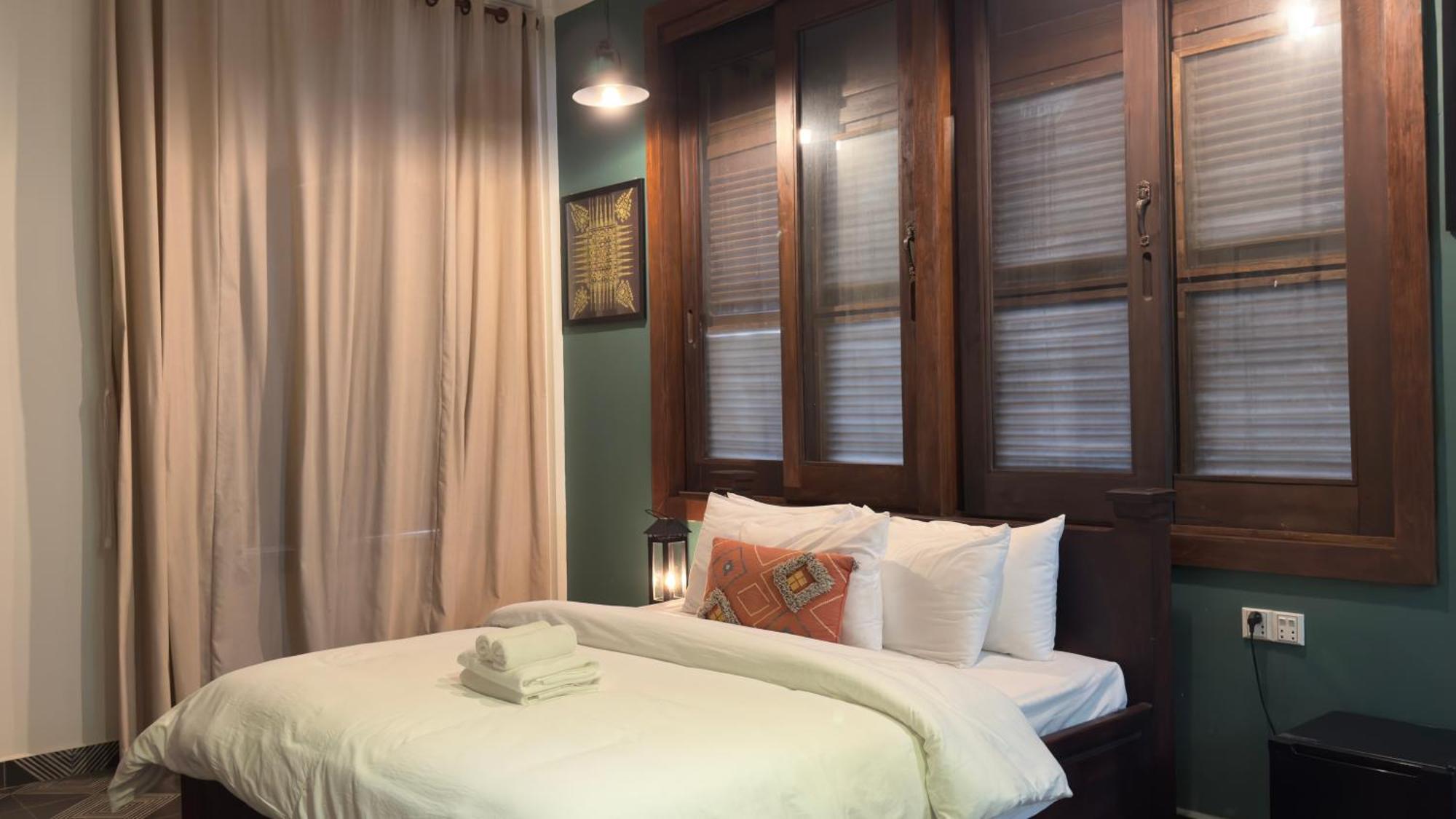 The J Break Boutique Hotel Kampot Eksteriør billede