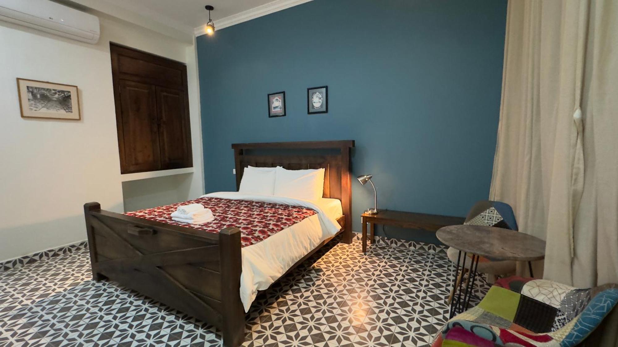 The J Break Boutique Hotel Kampot Eksteriør billede