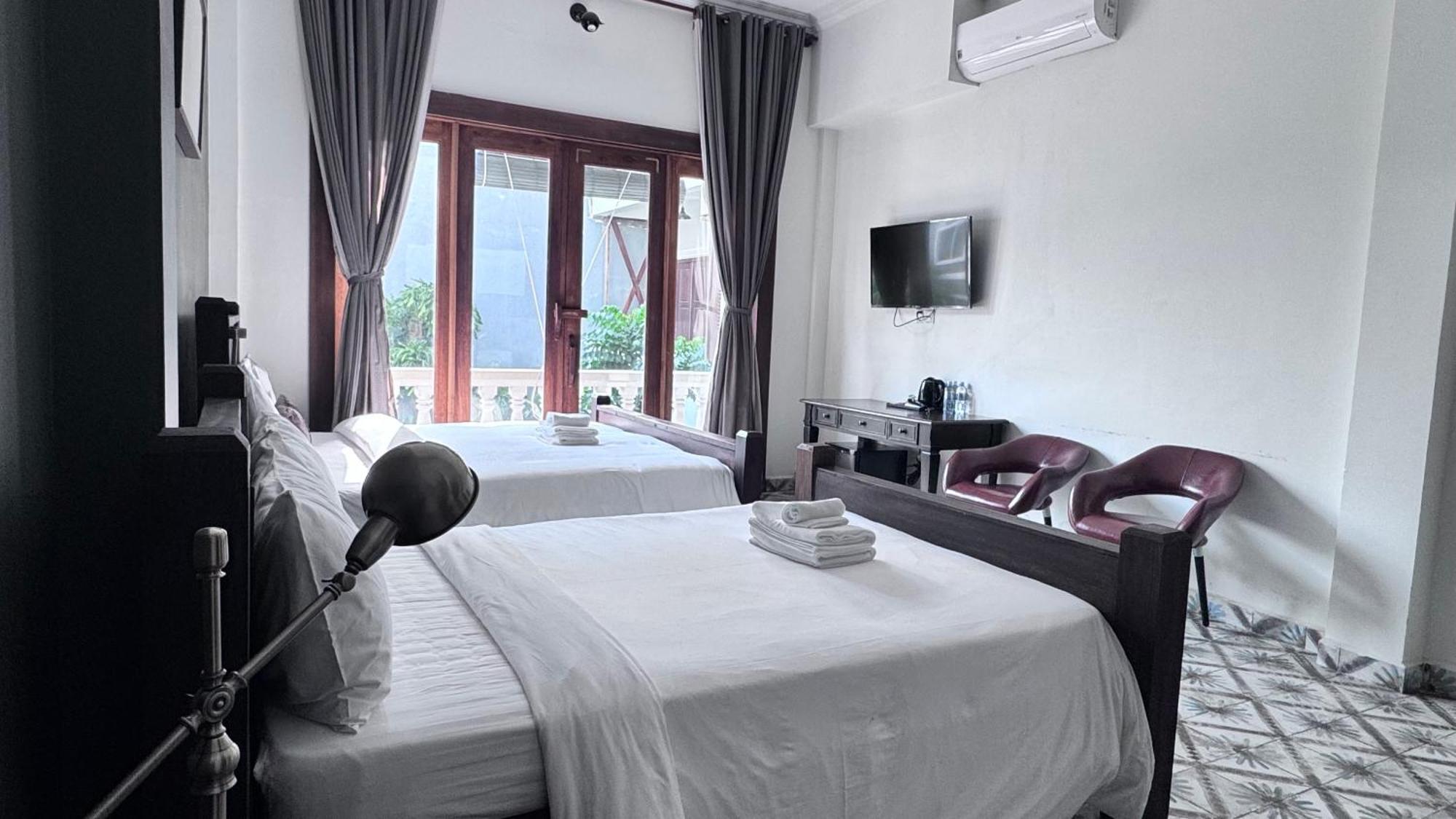 The J Break Boutique Hotel Kampot Eksteriør billede