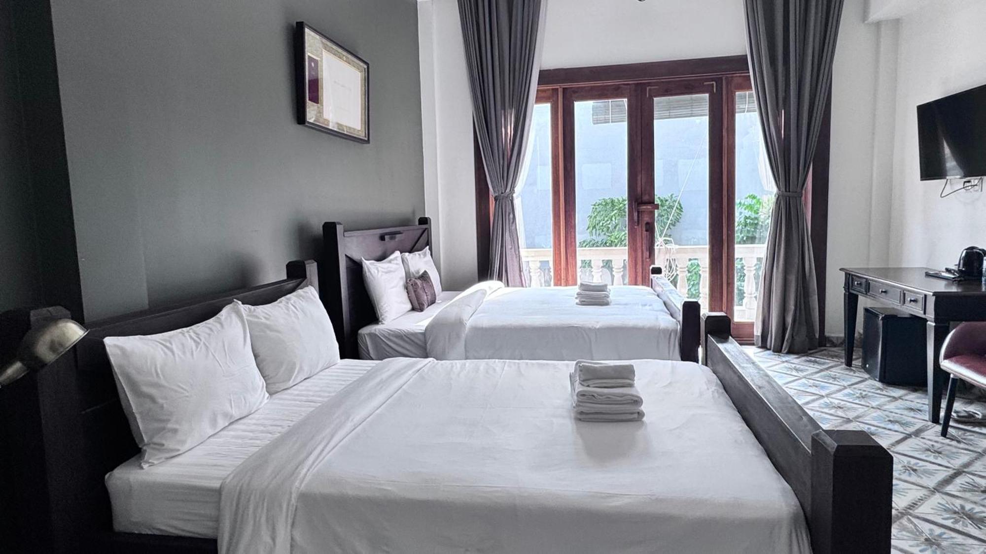 The J Break Boutique Hotel Kampot Eksteriør billede